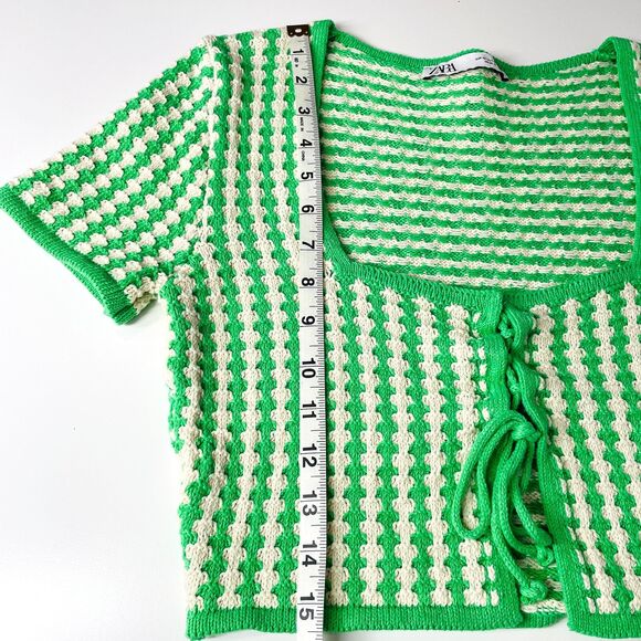 Zara Cropped Knit Blouse Medium Green White Pattern Cropped Knit Tie Front S/M - Picture 11 of 12